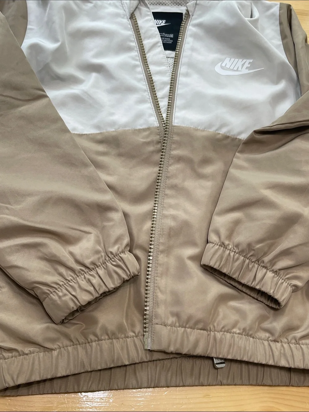 Nike Kids Windrunner Zip Hooded Windbreaker Jacket Colorblock Khaki Gray 4-5 YRS